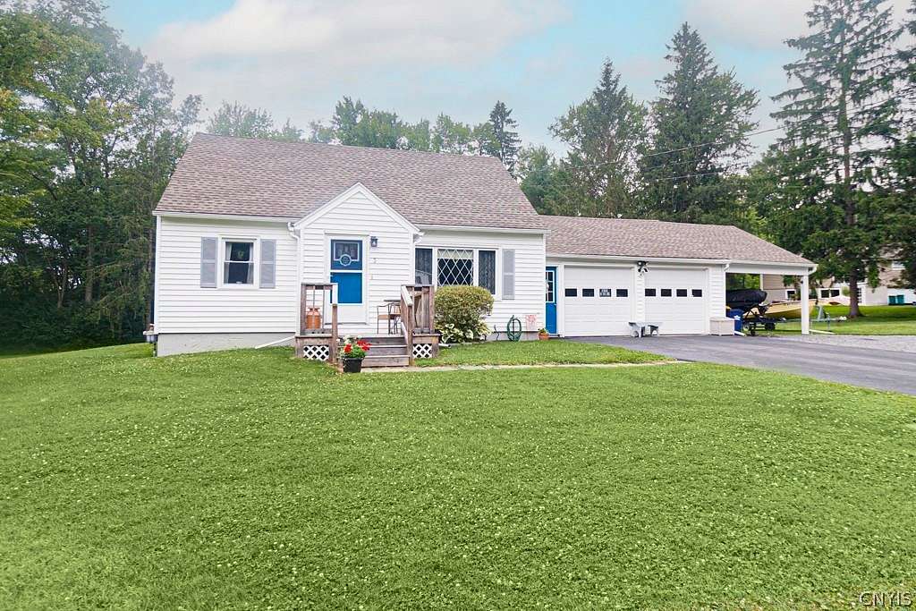 2 Acres of Residential Land with Home for Sale in Deerfield, New York