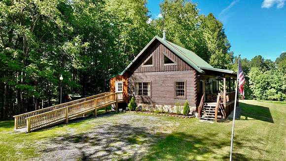 The Smith Log Home Retreat Forest & Farm
