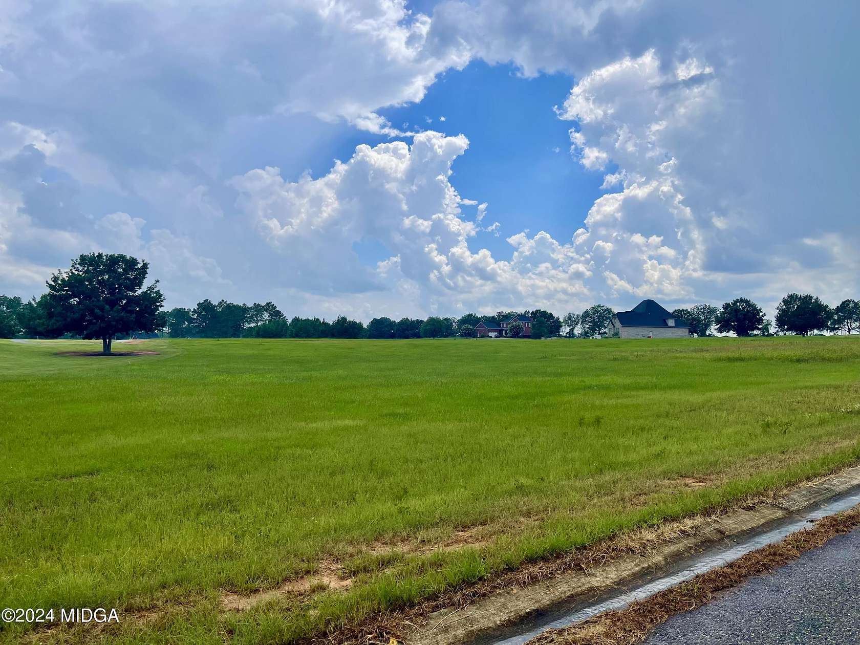 0.5 Acres of Residential Land for Sale in Hawkinsville, Georgia