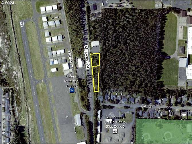 0.81 Acres of Commercial Land for Sale in Florence, Oregon