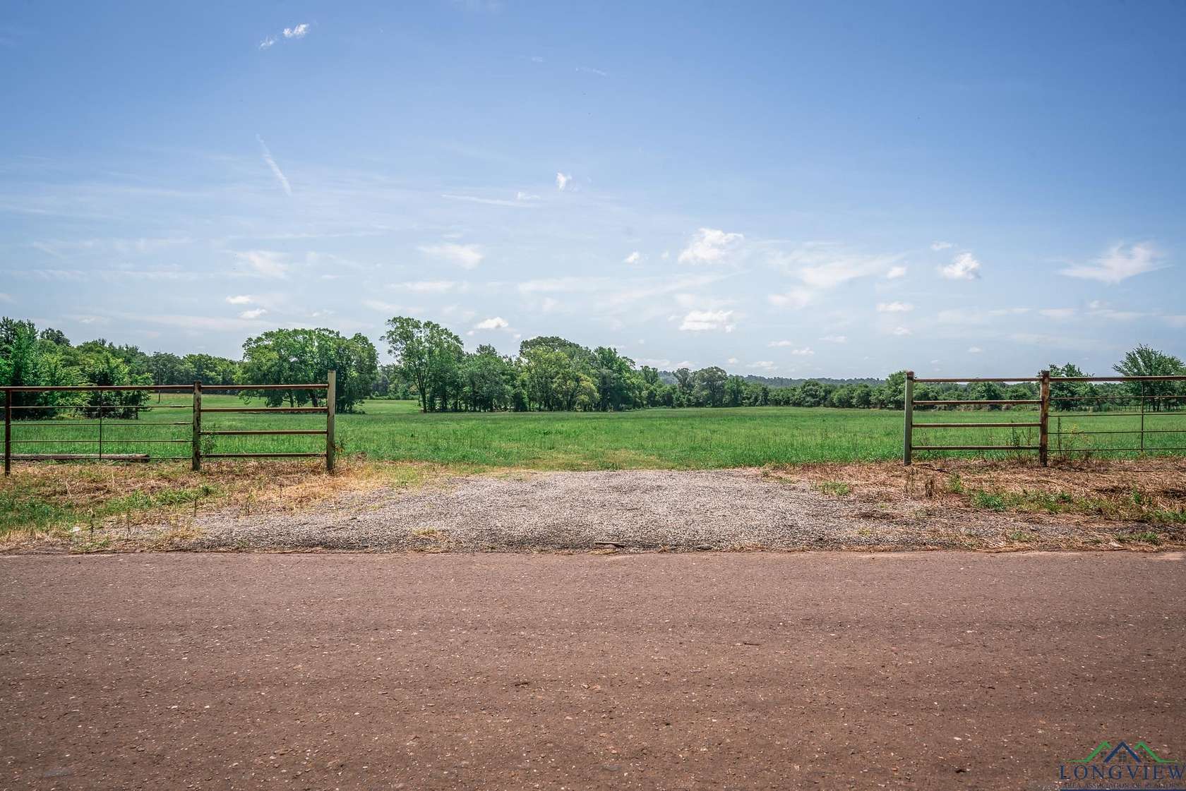 40.813 Acres of Land for Sale in Henderson, Texas