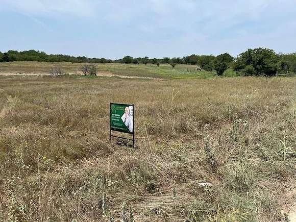 1.65 Acres of Residential Land for Sale in Decatur, Texas