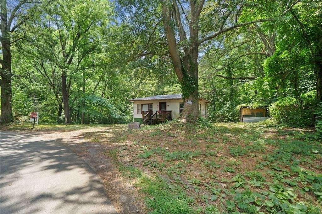 1.65 Acres of Residential Land with Home for Sale in Canton, Georgia