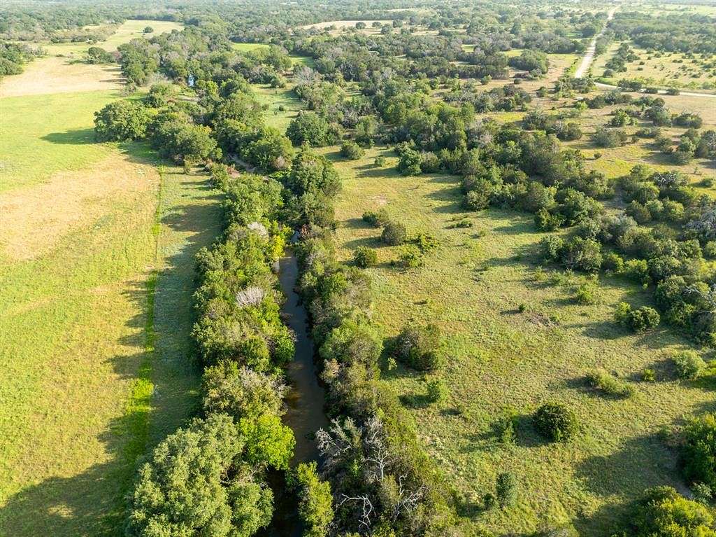 70 Acres of Recreational Land for Sale in Jonesboro, Texas