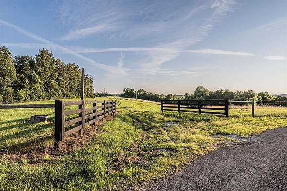 37.57 Acres of Land for Sale in Dunmor, Kentucky