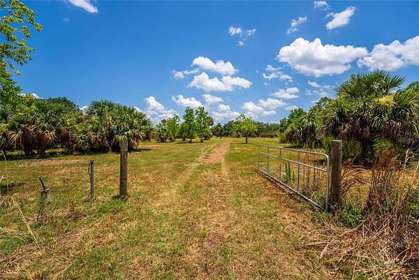 16.5 Acres of Recreational Land for Sale in Geneva, Florida