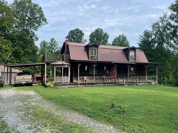 16.4 Acres of Land with Home for Sale in Roundhill, Kentucky