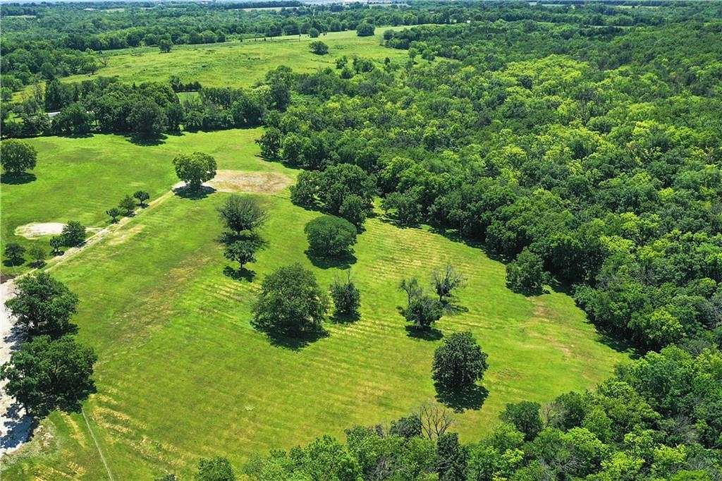 13.95 Acres of Land for Sale in Kansas City, Missouri