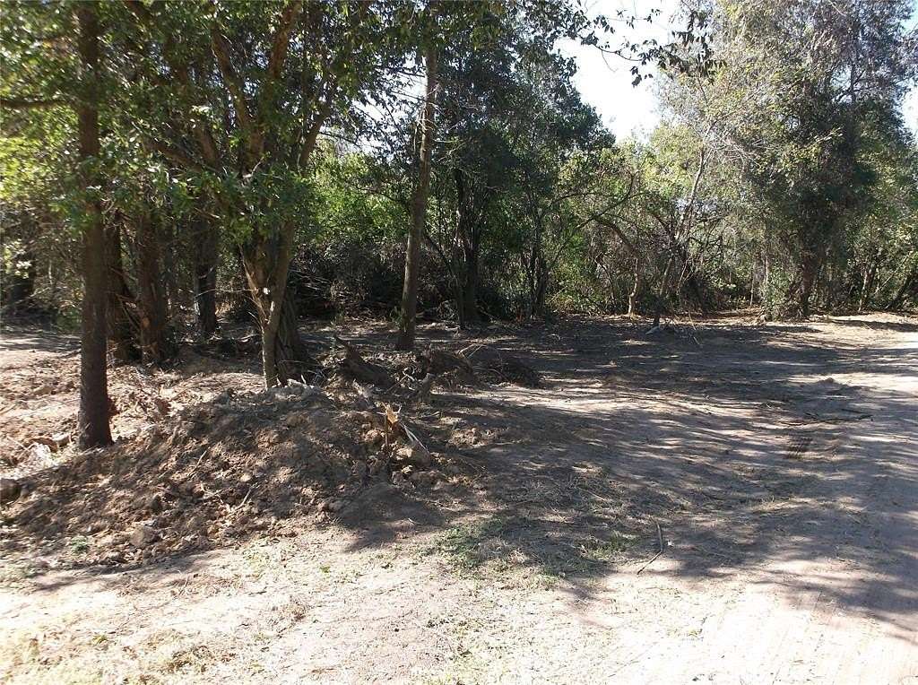 2.26 Acres of Residential Land for Sale in Trinidad, Texas