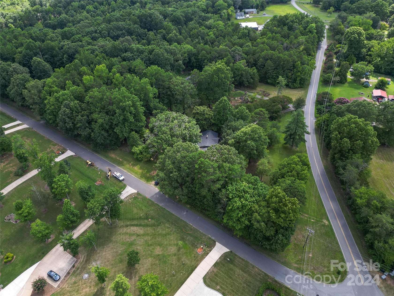 1.298 Acres of Residential Land for Sale in Belmont, North Carolina