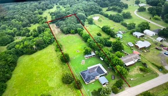 2 Acres of Residential Land with Home for Sale in Madill, Oklahoma