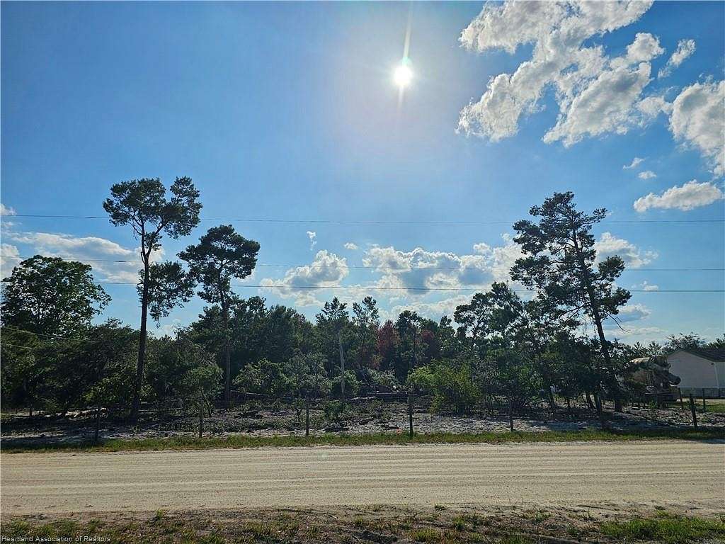 1 Acre of Residential Land for Sale in Venus, Florida