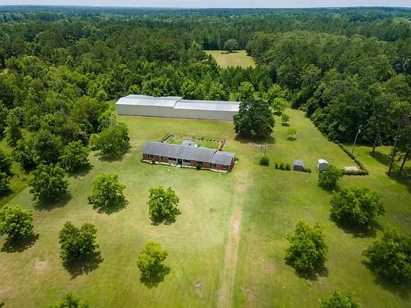 3 Acres of Residential Land with Home for Sale in Barney, Georgia