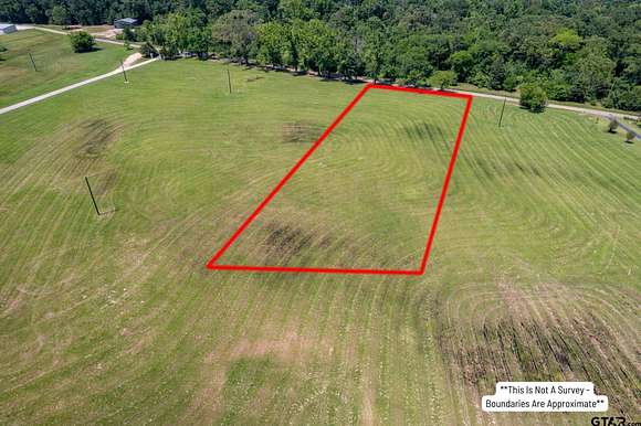1.1 Acres of Residential Land for Sale in Mount Pleasant, Texas