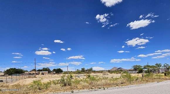 0.75 Acres of Residential Land for Sale in Radium Springs, New Mexico