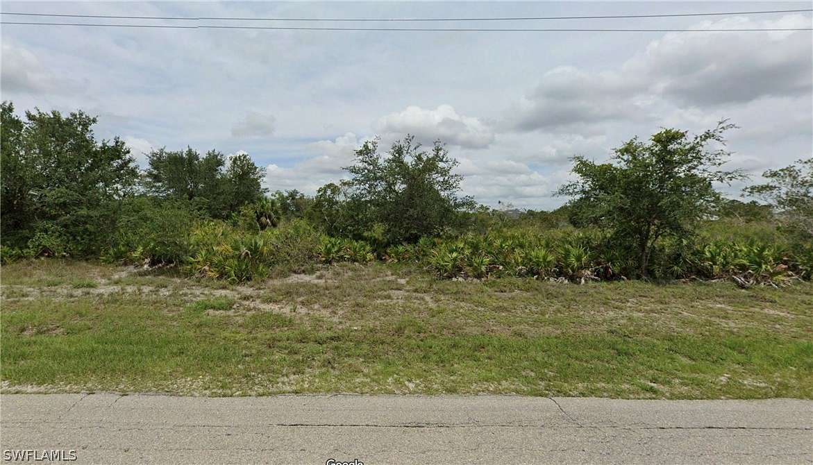 0.998 Acres of Residential Land for Sale in Lehigh Acres, Florida