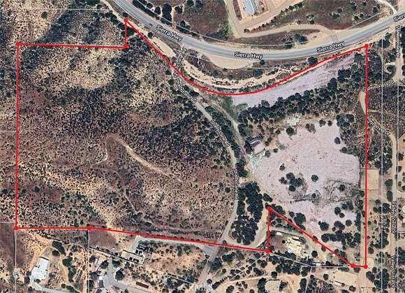29.201 Acres of Agricultural Land for Sale in Agua Dulce, California