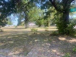 0.16 Acres of Land for Sale in Chanute, Kansas