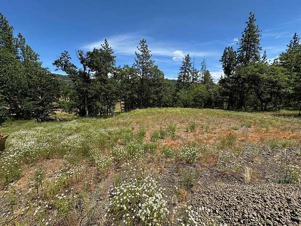 0.56 Acres of Land for Sale in Shady Cove, Oregon