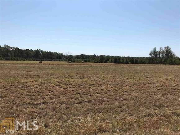 151 Acres of Land for Sale in Sharpsburg, Georgia