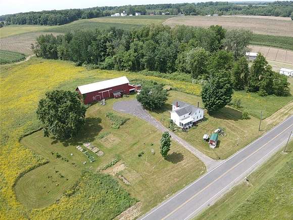 4.7 Acres of Residential Land with Home for Sale in Huron, New York