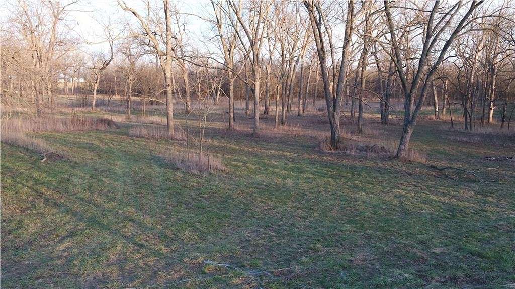 90 Acres of Agricultural Land for Sale in Deerfield, Missouri
