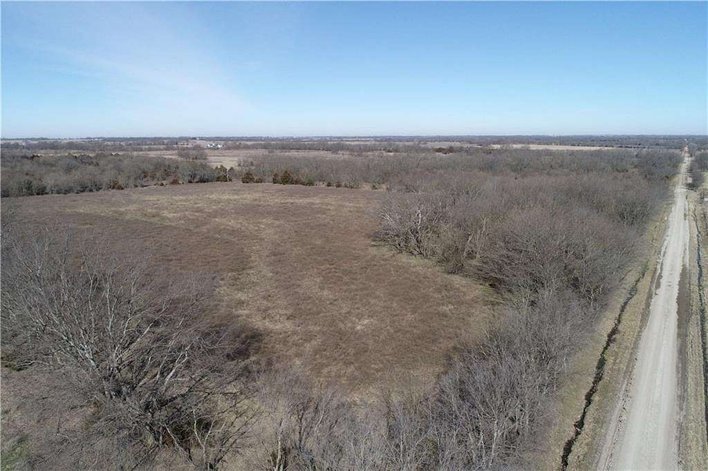 239.7 Acres of Recreational Land & Farm for Sale in Girard, Kansas