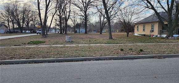 0.36 Acres of Land for Sale in Girard, Kansas