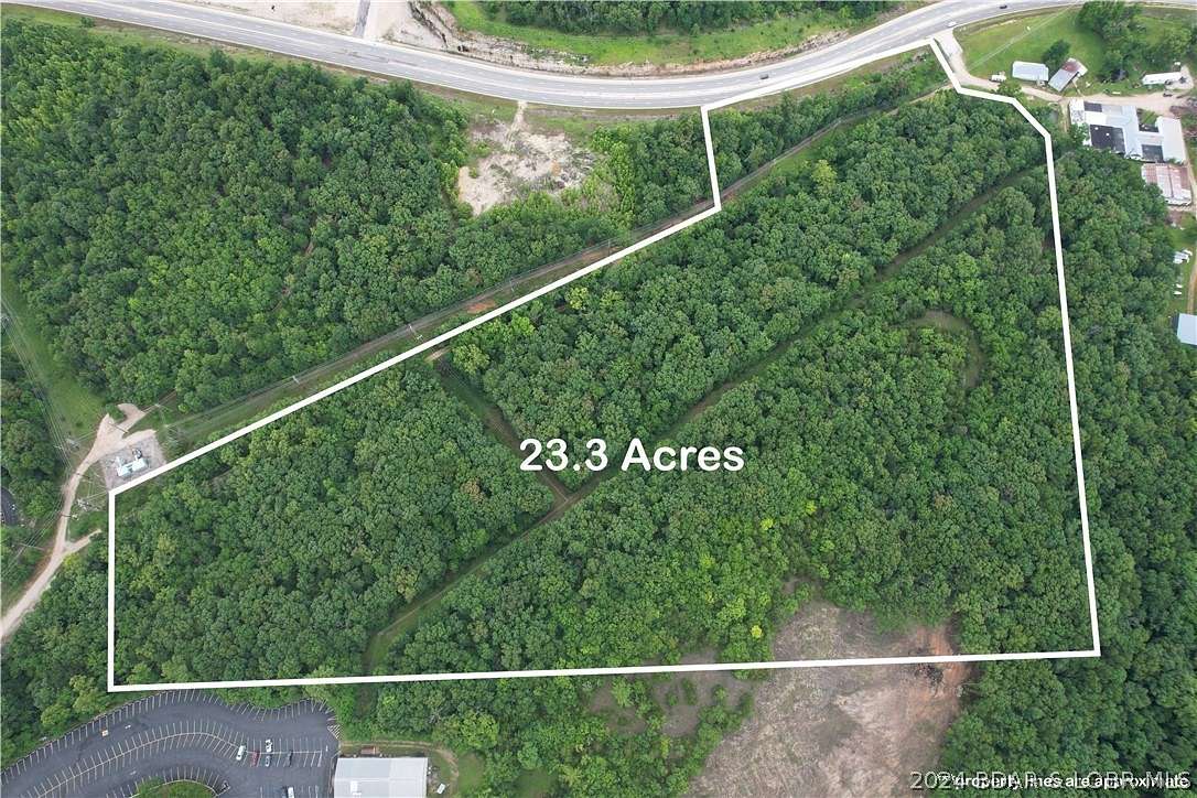 24 Acres of Land for Sale in Lake Ozark, Missouri