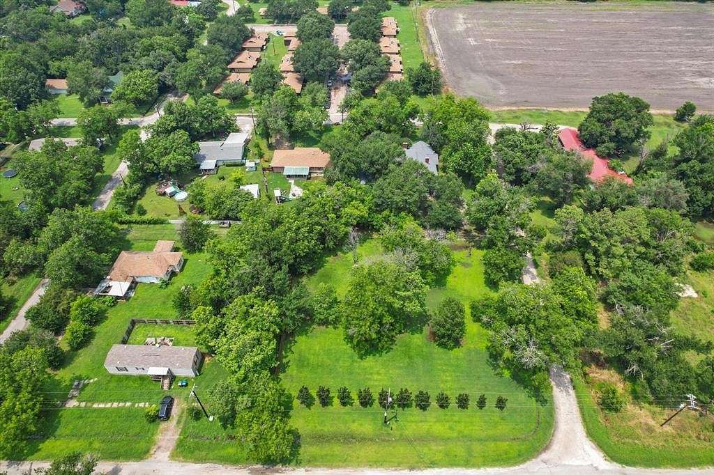 0.28 Acres of Residential Land for Sale in Kerens, Texas
