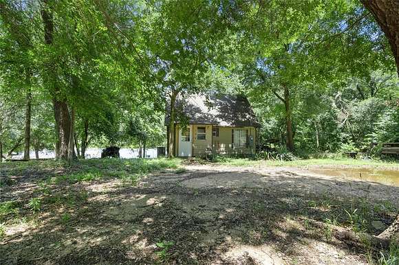 2.4 Acres of Residential Land with Home for Sale in Hillsboro, Texas