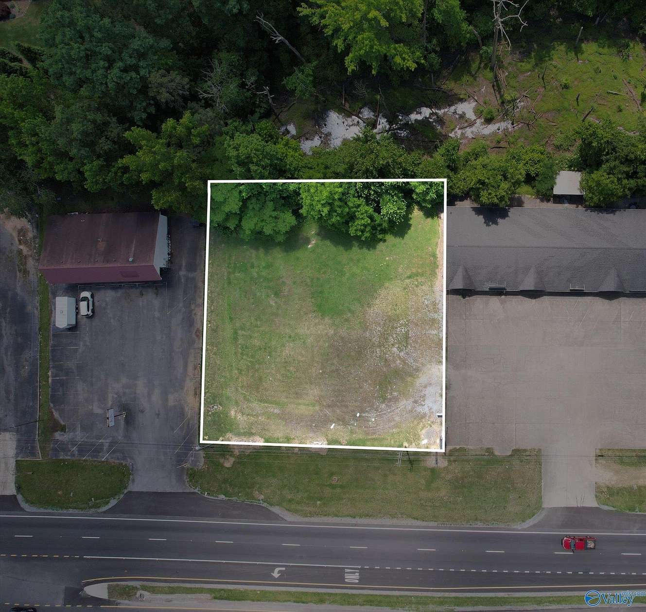 0.5 Acres of Commercial Land for Sale in Boaz, Alabama