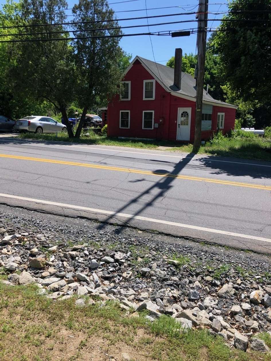 0.91 Acres of Mixed-Use Land for Sale in Hudson, New Hampshire