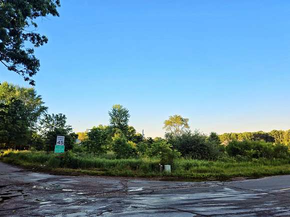 0.95 Acres of Land for Sale in Edwardsburg, Michigan