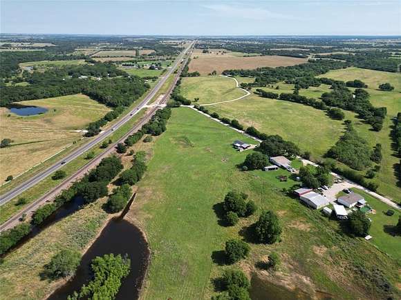 10 Acres of Residential Land for Sale in Rio Vista, Texas