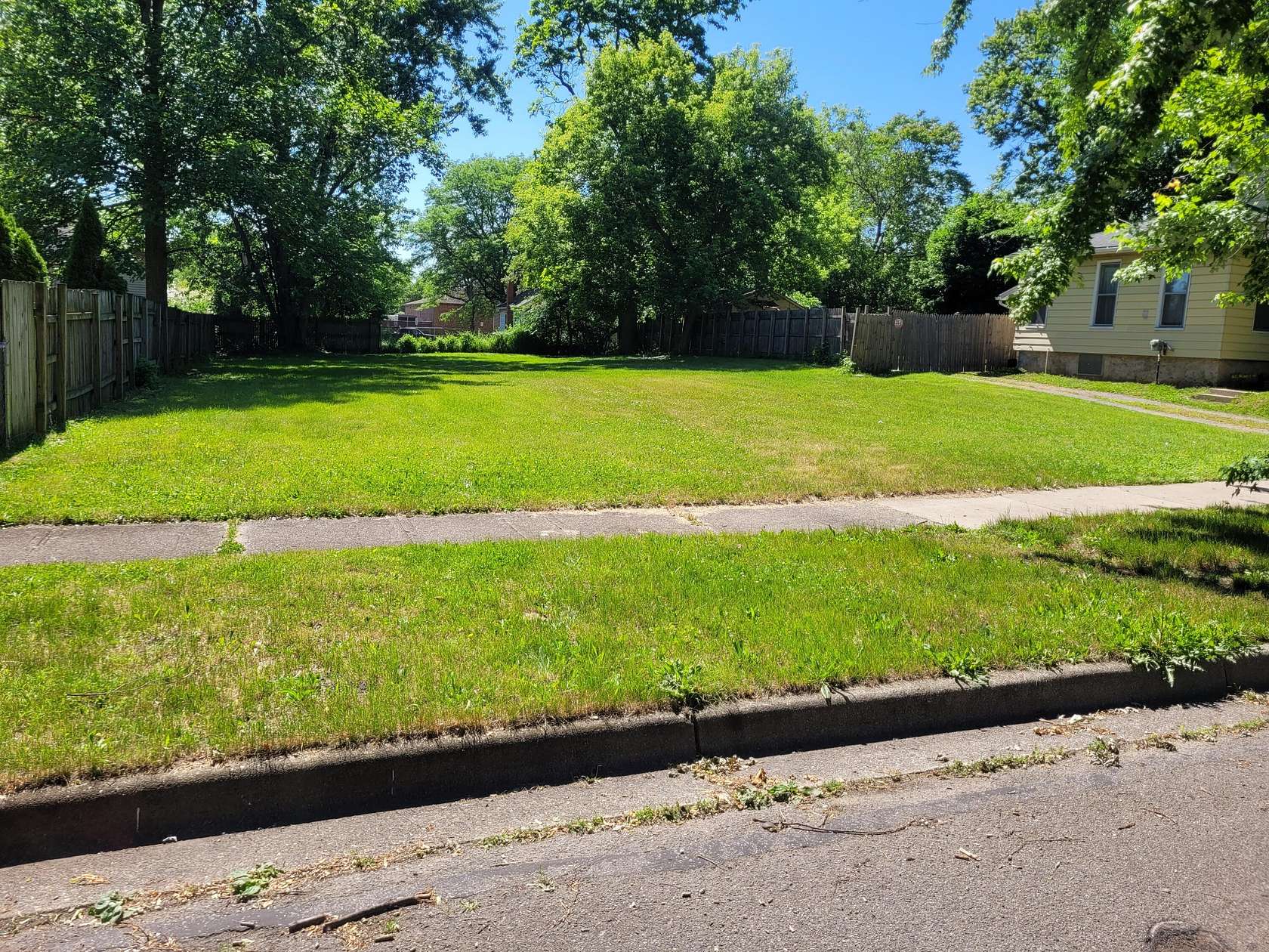 0.2 Acres of Residential Land for Sale in Jackson, Michigan