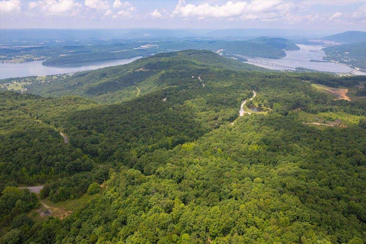 4.33 Acres of Residential Land for Sale in South Pittsburg, Tennessee