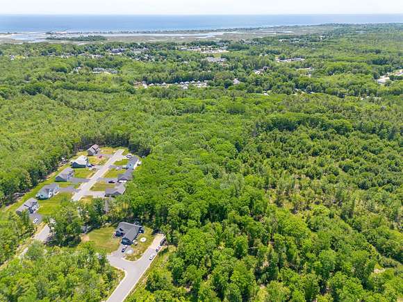 5.3 Acres of Mixed-Use Land for Sale in Wells, Maine