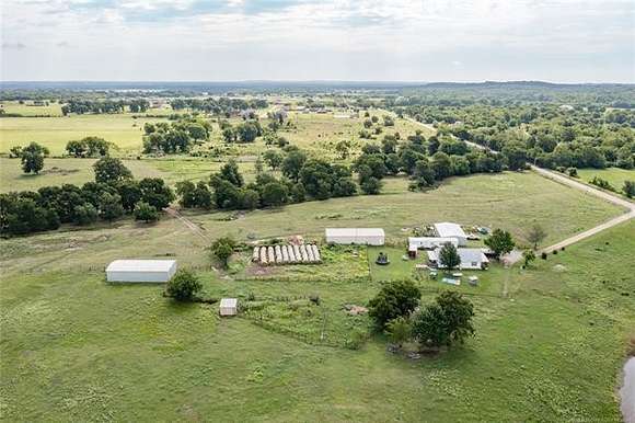 140 Acres of Agricultural Land with Home for Sale in Durant, Oklahoma