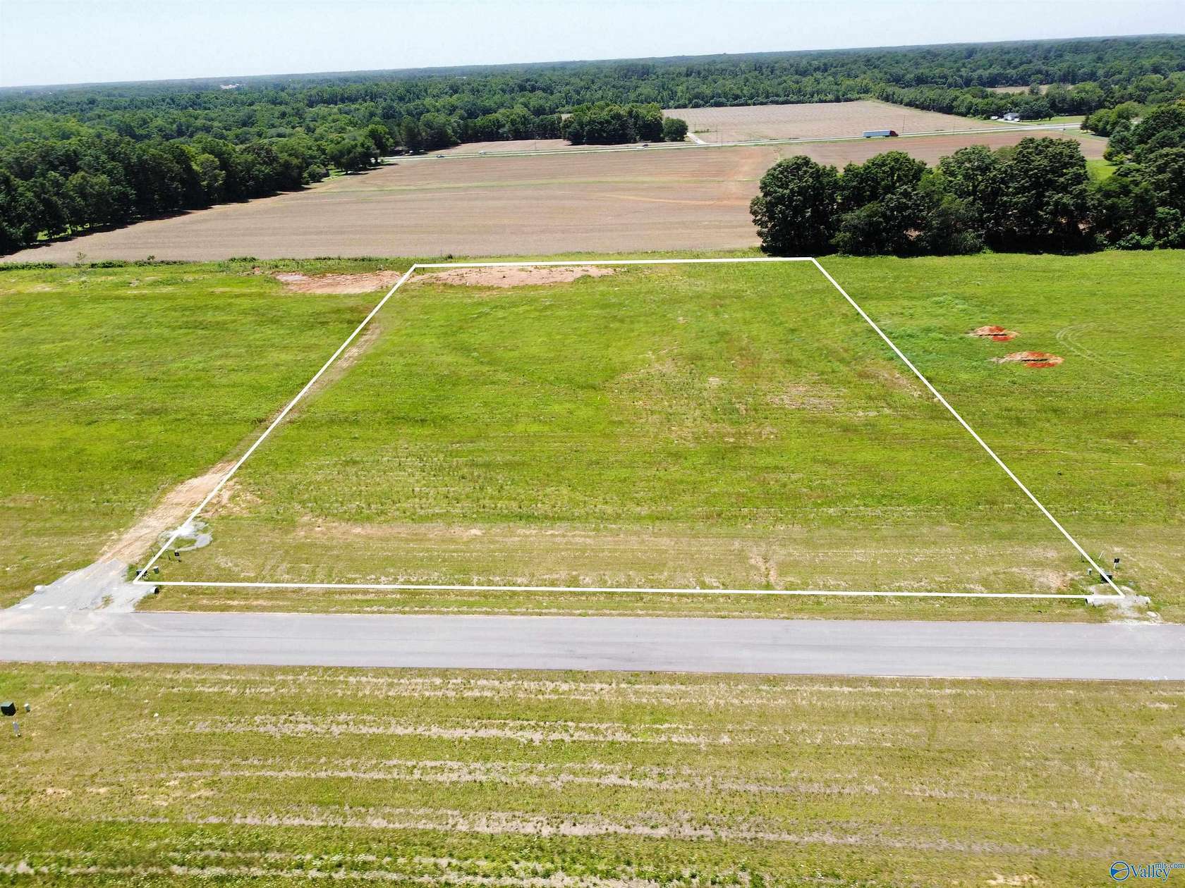 3.19 Acres of Residential Land for Sale in Hazel Green, Alabama