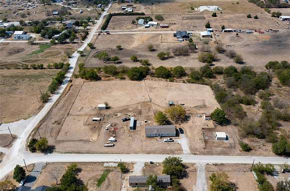 2 Acres of Land for Sale in Ponder, Texas