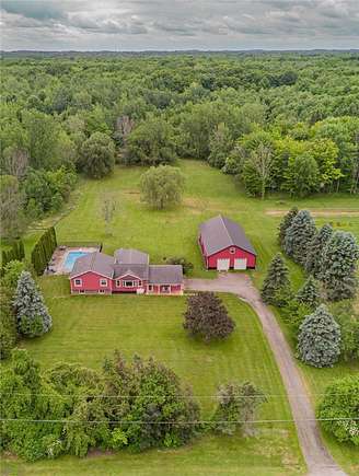 32.5 Acres of Land with Home for Sale in Ontario, New York