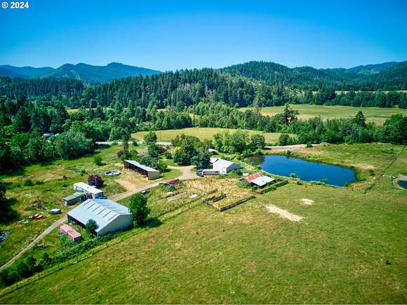 209.38 Acres of Land with Home for Sale in Roseburg, Oregon