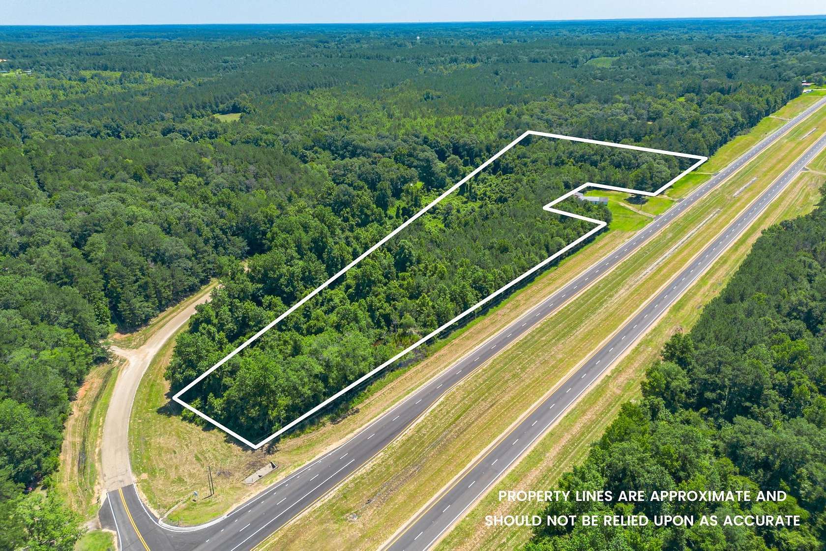 13.6 Acres of Mixed-Use Land for Sale in Tylertown, Mississippi