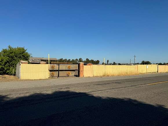 2.3 Acres of Residential Land for Sale in Fresno, California