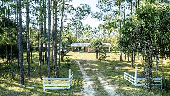 5 Acres of Land with Home for Sale in Jasper, Florida