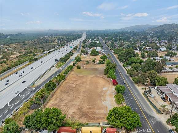 1.4 Acres of Commercial Land for Sale in Sylmar, California