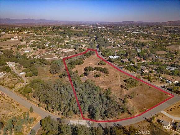 15 Acres of Land for Sale in Fallbrook, California