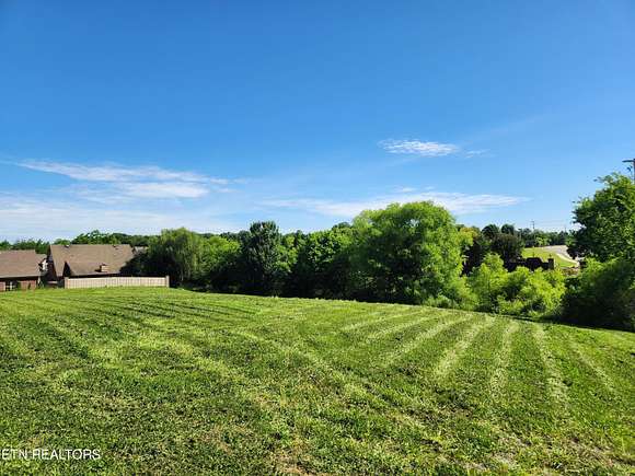 1 Acre of Residential Land for Sale in Knoxville, Tennessee