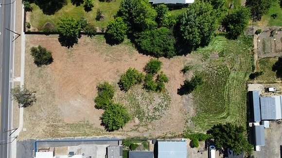 1 Acre of Residential Land for Sale in Medford, Oregon